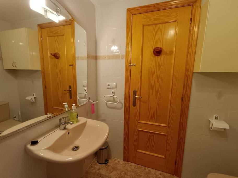 Pueblo Espanol Apartment *
